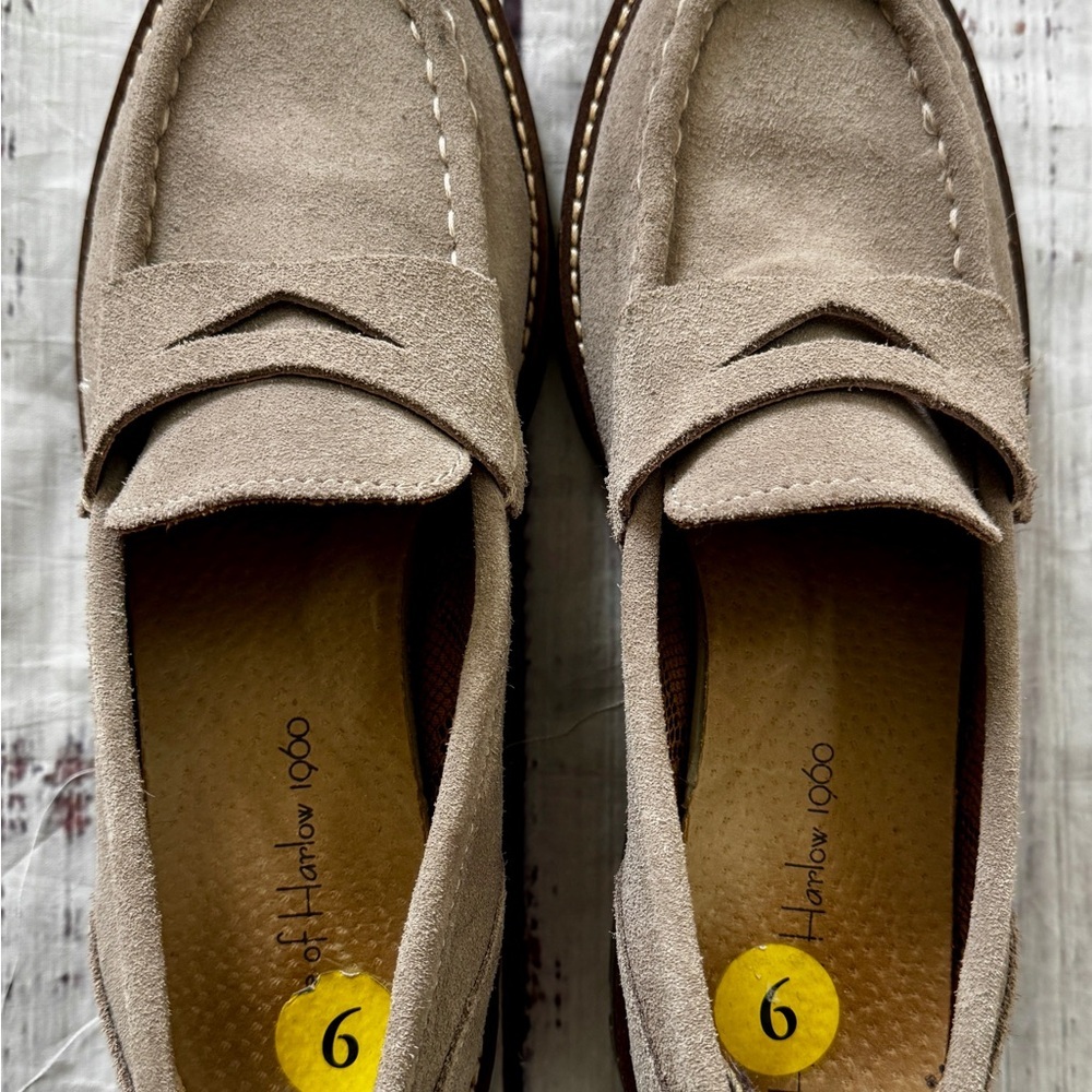 HOUSE OF HARLOW 1960 Taupe Suede Gunner Loafers Size 9 - Picture 3 of 9
